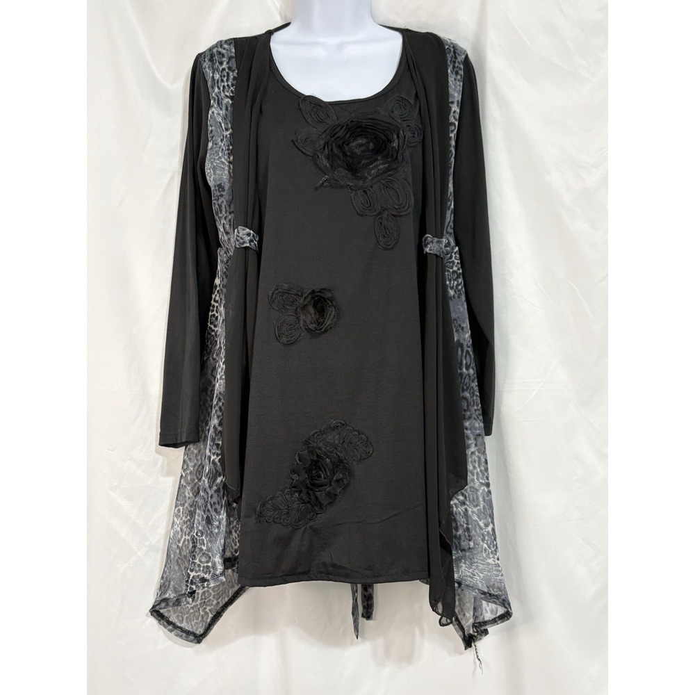 My Pretty Angel Women's Layered Blouse Floral Appliqués Leopard Side W Size L